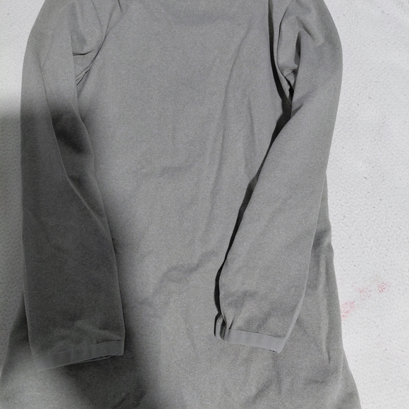 Nike Kids Dri-FIT Gray Long Sleeve Tee - Picture 3 of 3